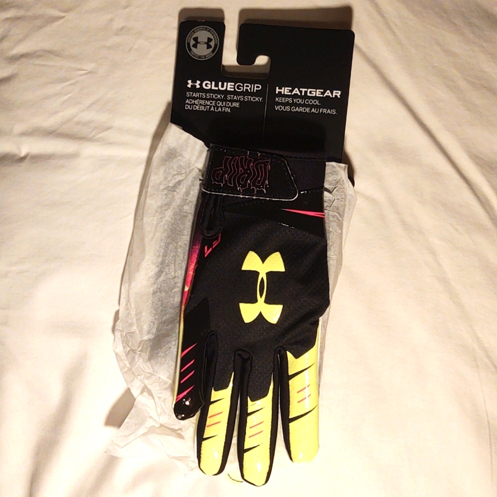 Limited Edition Under Armour Football Gloves